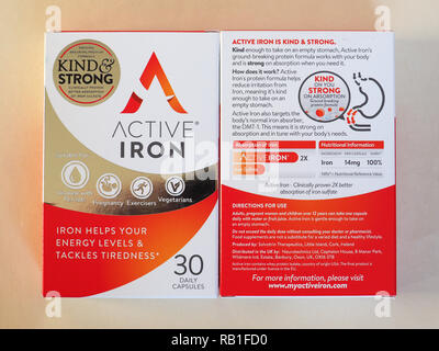 Dublino, Irlanda - circa gennaio 2019: attiva il ferro è un supplemento di ferro adatto per vegetariani Foto Stock