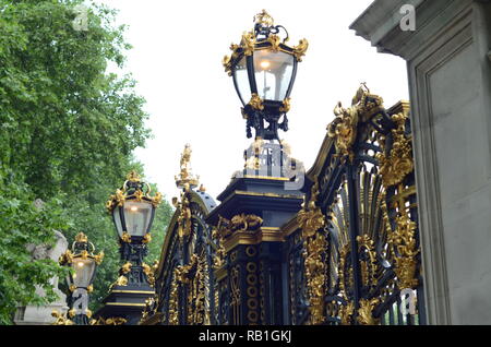 Il Canada cancello vicino a Buckingham Palace, London, Regno Unito. Foto Stock