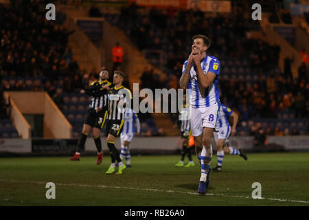 Harry Pell di Colchester Regno festeggia dopo aver segnato il gol di stabilizzazione, rendendo 3-3 - Colchester Regno v Notts County, Sky scommessa lega due, Jo Foto Stock