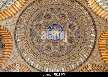 Soffitti decorativi della moschea Selimiye, Edirne, Turchia. Foto Stock