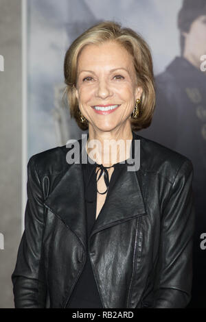 Universal Pictures premiere di 'Mortal motori' al Regency Village Theatre - Arrivi con: Deborah Forte, produttore dove: Los Angeles, California, Stati Uniti quando: 05 Dic 2018 Credit: Sheri Determan/WENN.com Foto Stock