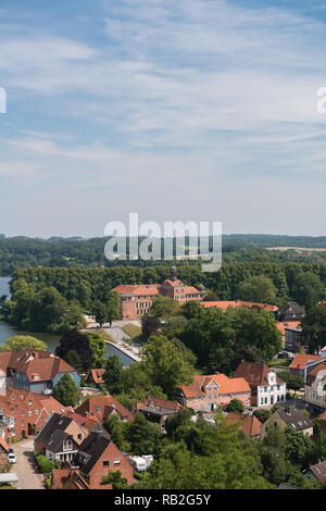 Vista sulla città di Eutin dalla parte superiore della torre, Eutin, SCHLESWIG-HOLSTEINISCHE Schweiz, Schleswig-Holstein, Germania, Europa Foto Stock