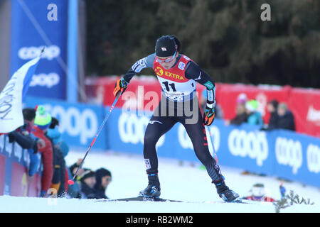 La Val di Fiemme, Italia. Il 6 gennaio 2019. Nordico FIS World Cup, onorevoli ultima salita; Masako Ishida (JPN) al traguardo Credit: Azione Plus immagini di sport/Alamy Live News Credit: Azione Plus immagini di sport/Alamy Live News Foto Stock