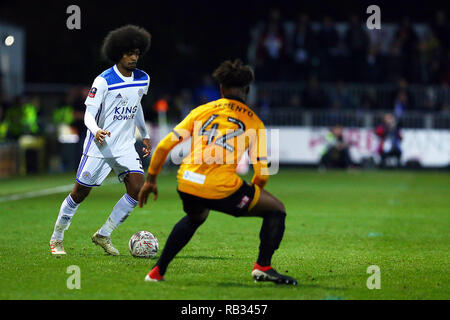 Newport, Regno Unito. 06 gen 2019. Hamza Choudhury di Leicester City durante la FA Cup terzo turno match tra Newport County e Leicester City a Rodney Parade, Newport, Galles il 6 gennaio 2019. Foto di Dave Peters. Solo uso editoriale, è richiesta una licenza per uso commerciale. Nessun uso in scommesse, giochi o un singolo giocatore/club/league pubblicazioni. Credit: UK Sports Pics Ltd/Alamy Live News Foto Stock