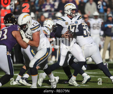 Los Angeles Chargers QB Philip Rivers (17) in azione contro i Baltimore Ravens durante il jolly AFC playoff game al M&T Bank Stadium di Baltimora, MD il 6 gennaio 2019. Foto/ Mike Buscher/Cal Sport Media Foto Stock