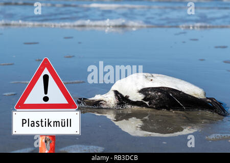 Rifiuti di plastica segno di avvertimento Foto Stock