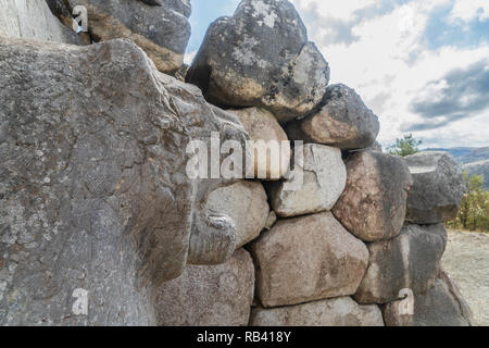 Porta del Leone a Hattusa che è stato ammesso alla lista del Patrimonio Mondiale dell'UNESCO nel 1986. Corum, Turchia. Foto Stock