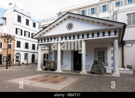 Gibilterra rock.Il Convento casa di guardia alla strada principale, Oltremare territorio britannico, Regno Unito, Gibilterra, Regno Unito. Foto Stock