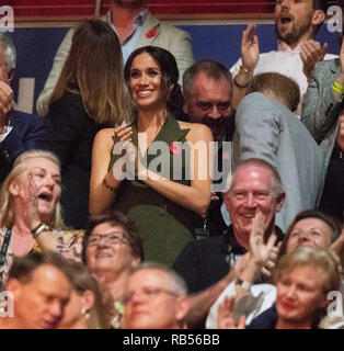 Il principe Harry, duca di Sussex e Meghan, duchessa di Sussex al Invictus Games cerimonia di chiusura a Sydney questa sera su ottobre 27, 2018 a Sydney, in Australia. Foto Stock