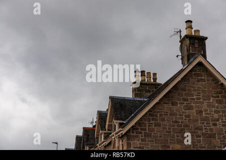 Tradizionale fila di case a Inveraray Scozia, Regno Unito. Foto Stock