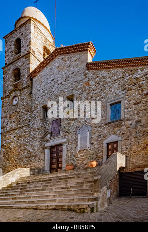 Italia Basilicata Vaglio è la Chiesa Madre di San Pietro Apostolo Foto Stock