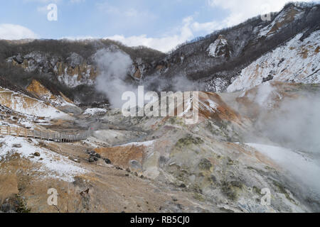 Noboribetsu Valle dell'inferno in Hokkaido, Giappone Foto Stock