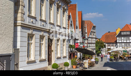 Panorama di ristoranti presso la piazza Vreithof a Soest, Germania Foto Stock