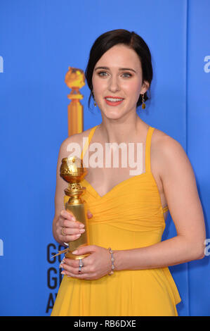 Beverly Hills, Stati Uniti d'America. 06 gen 2019. LOS ANGELES, CA. Gennaio 06, 2019: Rachel Brosnahan al 2019 Golden Globe Awards presso il Beverly Hilton Hotel. © 2019 CCR Photo Library/PictureLux TUTTI I DIRITTI RISERVATI. Credito: PictureLux / Hollywood Archive/Alamy Live News Foto Stock