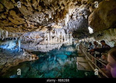 Hamilton, Burmuda. Le grotte di cristallo è una delle Bermuda devono vedere meraviglie naturali. Foto Stock