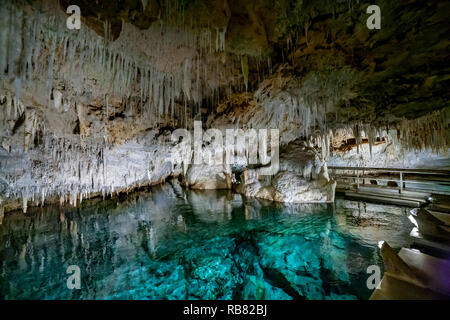 Hamilton, Burmuda. Le grotte di cristallo è una delle Bermuda devono vedere meraviglie naturali. Foto Stock