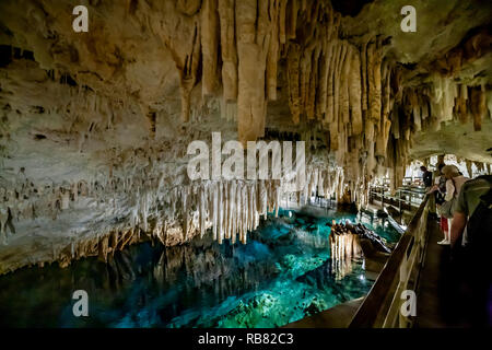 Hamilton, Burmuda. Le grotte di cristallo è una delle Bermuda devono vedere meraviglie naturali. Foto Stock