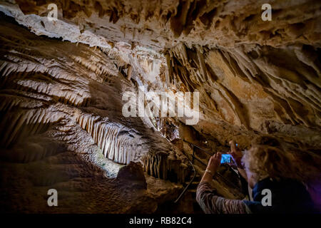 Hamilton, Burmuda. Le grotte di cristallo è una delle Bermuda devono vedere meraviglie naturali. Foto Stock