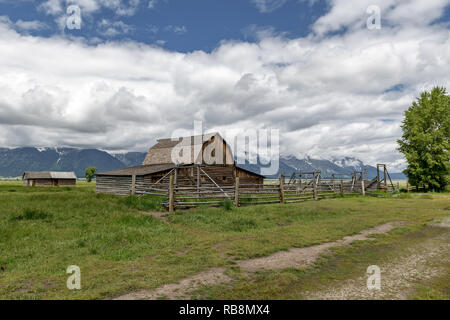 Moulton storico fienile nel Parco Nazionale di Grand Teton, Wyoming USA Foto Stock