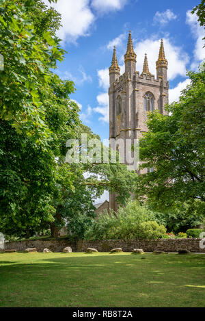 St Pancras chiesa in Widecombe in moro, Dartmoor Devon, Regno Unito Foto Stock