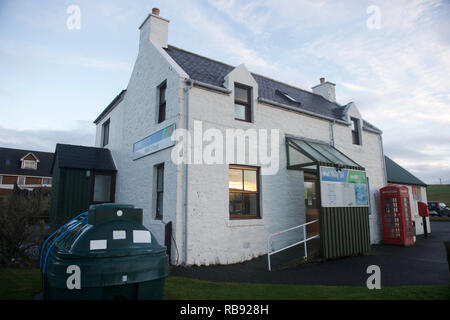 Bressay shop e un ufficio postale sulla isola di Bressay nelle isole Shetland Foto Stock