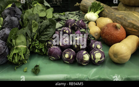 Vegetale in fruttivendolo, cibo sano Foto Stock