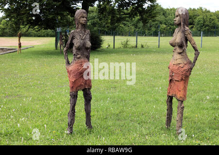 La scultura, esposizione, Galleria Demeterre, Foresta arti, Leisure Park, Velaine-en-Haye, Francia Foto Stock