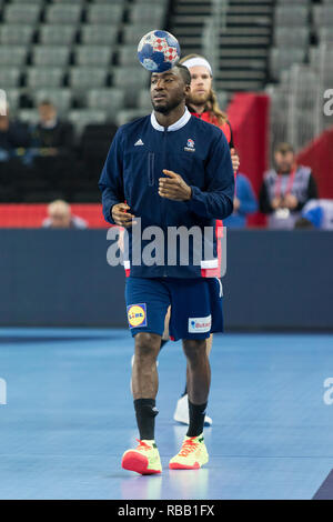 Zagabria, Croazia - 28 gennaio 2018: Campionati Europei negli uomini la pallamano, EHF EURO 2018 finals Francia - Danimarca 32:29. Luc Abalo (19) Foto Stock