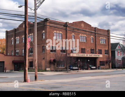 East Syracuse, New York, Stati Uniti d'America. Il 4 gennaio 2018. Il villaggio di East Syracuse uffici nella piccola città di East Syracuse, un sobborgo di Syracuse, New Yo Foto Stock