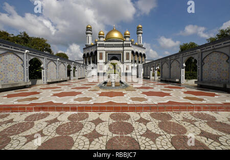 Jame' Asr Hassanil Bolkiah moschea, Bandar Seri Begawan, Sultanato del Brunei Foto Stock