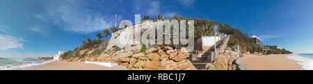 Bella vista panoramica della spiaggia di Caños de Meca, Costa della provincia di Cadice, Spagna Foto Stock