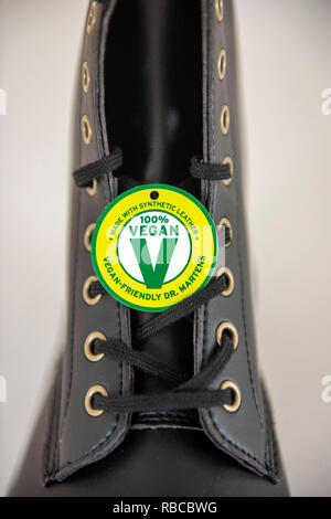 Vegan friendly Dr Martens stivali. Foto Stock