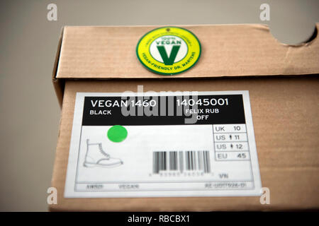 Vegan friendly Dr Martens stivali. Foto Stock