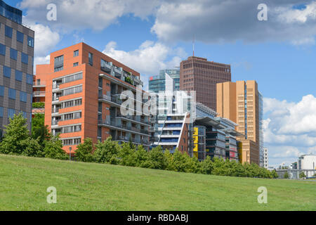 Case di abitazione, Tilla Durieux park, luogo di Potsdam, zoo, medio, Berlino, Germania, Wohnhaeuser, Tilla-Durieux-Park, Potsdamer Platz e il Tiergarten, nel quartiere Mitte, Foto Stock