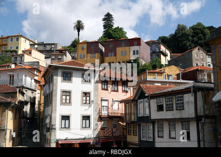 Porto vecchio case tipiche - parte del quartiere Miragaia Foto Stock