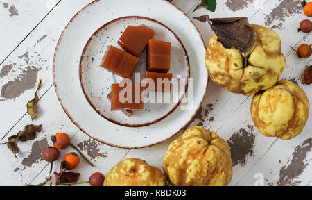 Mela cotogna pane , Dulce de membrillo, spagnolo dolce Foto Stock