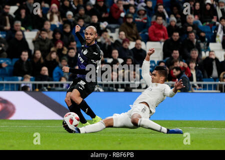 Real Madrid Carlos Henrique Casemiro e CD di Leganes Martin Braithwaite durante la Copa del Rey match tra il Real Madrid e il CD Leganes a Santiago Bernabeu Stadium in Madrid. Punteggio finale: Real Madrid 3 - CD Leganes 0 Foto Stock