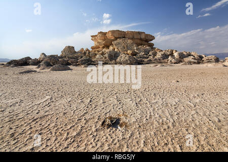 Sanduq Isola, uno dei laghetti isola del lago di Urmia, collocato nel nord-ovest del lago di Urmia Foto Stock