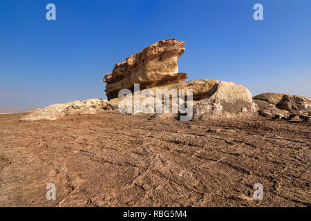 Sanduq Isola, uno dei laghetti isola del lago di Urmia, collocato nel nord-ovest del lago di Urmia Foto Stock