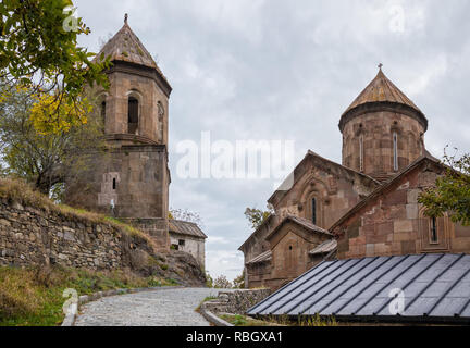 Chiesa di San Saba e la torre campanaria nel monastero Sapara, Georgia Foto Stock