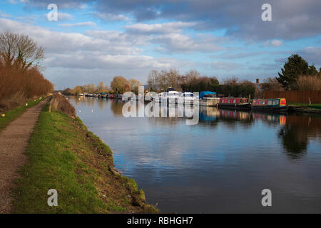 Gloucester e nitidezza canale vicino Slimbridge, Gloucestershire, Regno Unito Foto Stock