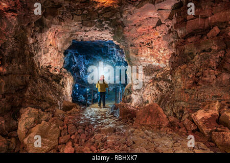 Raufarholshellir tubo di lava grotta, Islanda Foto Stock