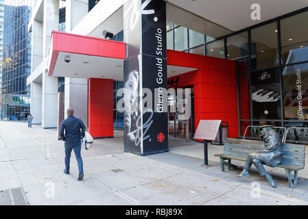 Il CBC Glenn Gould Studio su Front Street a Toronto Foto Stock