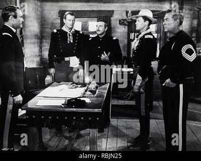 Fort Apache è un 1948 western americano film diretto da John Ford e interpretato da John Wayne e Henry Fonda.[ Credito: Hollywood Archivio foto / MediaPunch Foto Stock