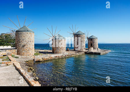 I famosi mulini a vento a Chios Island, Grecia Foto Stock