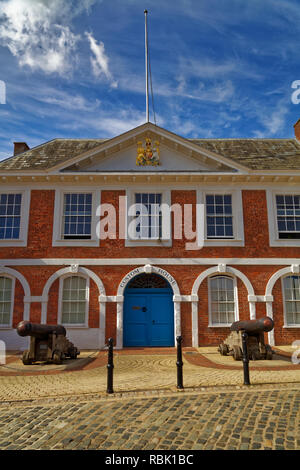 La vecchia Custom House di Exeter, Devon, Inghilterra, fu costruita nel 160 e oggi è un centro visitatori Foto Stock