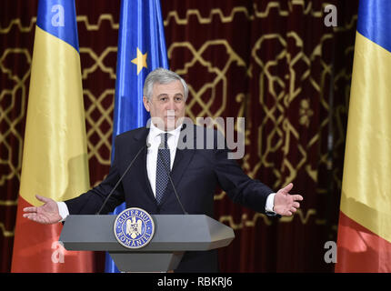 Bucarest, Romania. Decimo gen, 2019. Il presidente del Parlamento europeo Antonio Tajani parla durante l inaugurazione ufficiale cerimonia di inizio della Romania assumerà la presidenza del Consiglio dell'Unione europea (UE) a Bucarest, la capitale della Romania, a gennaio 10, 2019. Credito: Xinhua/Alamy Live News Foto Stock