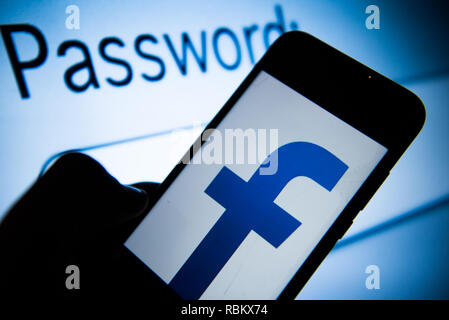 Cracovia in Polonia. Xi gen, 2019. Facebook Lite logo è visibile su un telefono cellulare Android. Credito: Omar Marques/SOPA Immagini/ZUMA filo/Alamy Live News Foto Stock