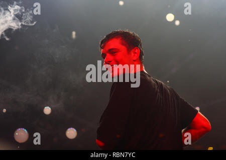 Dutch superstar dj martin garrix eseguendo in tomorrowland dance music festival Foto Stock