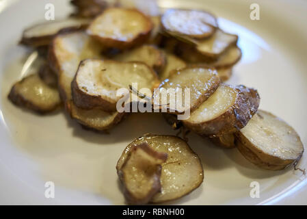 Arrosto di carciofo di Gerusalemme Foto Stock